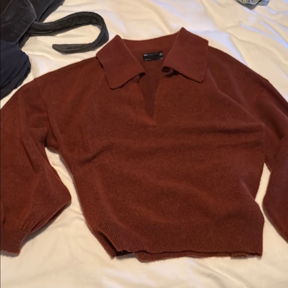 Collared sweater